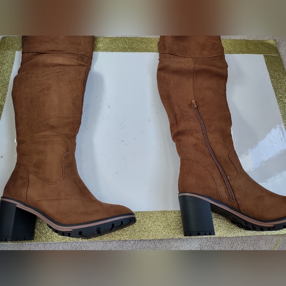 ZBY women's boots size 6us - Picture 1 of 5